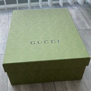 Gucci paper box